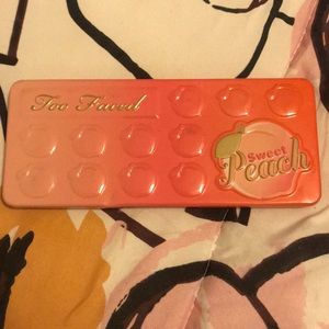 100% AUTHENTIC; SWEET PEACH PALETTE Too Faced